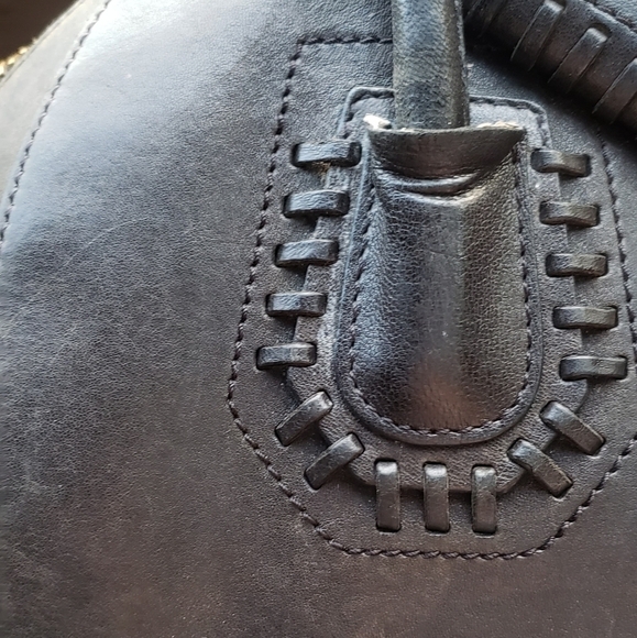 GIVENCHY bag Medium sized (authentic) - Picture 7 of 13